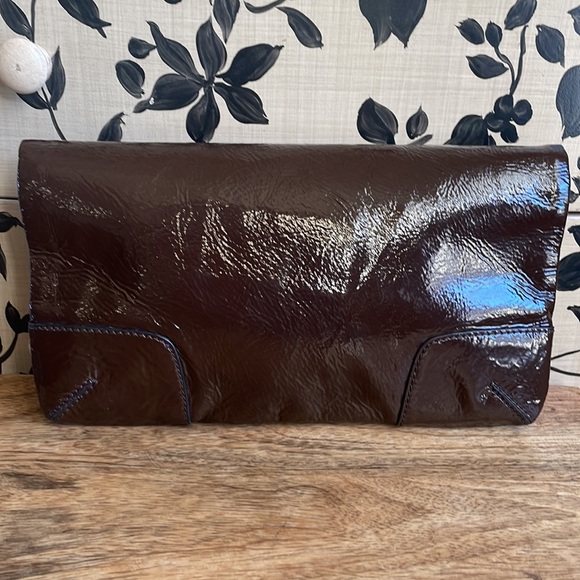COPY - 🤎Vintage leather Club Monaco Clutch - Picture 2 of 9